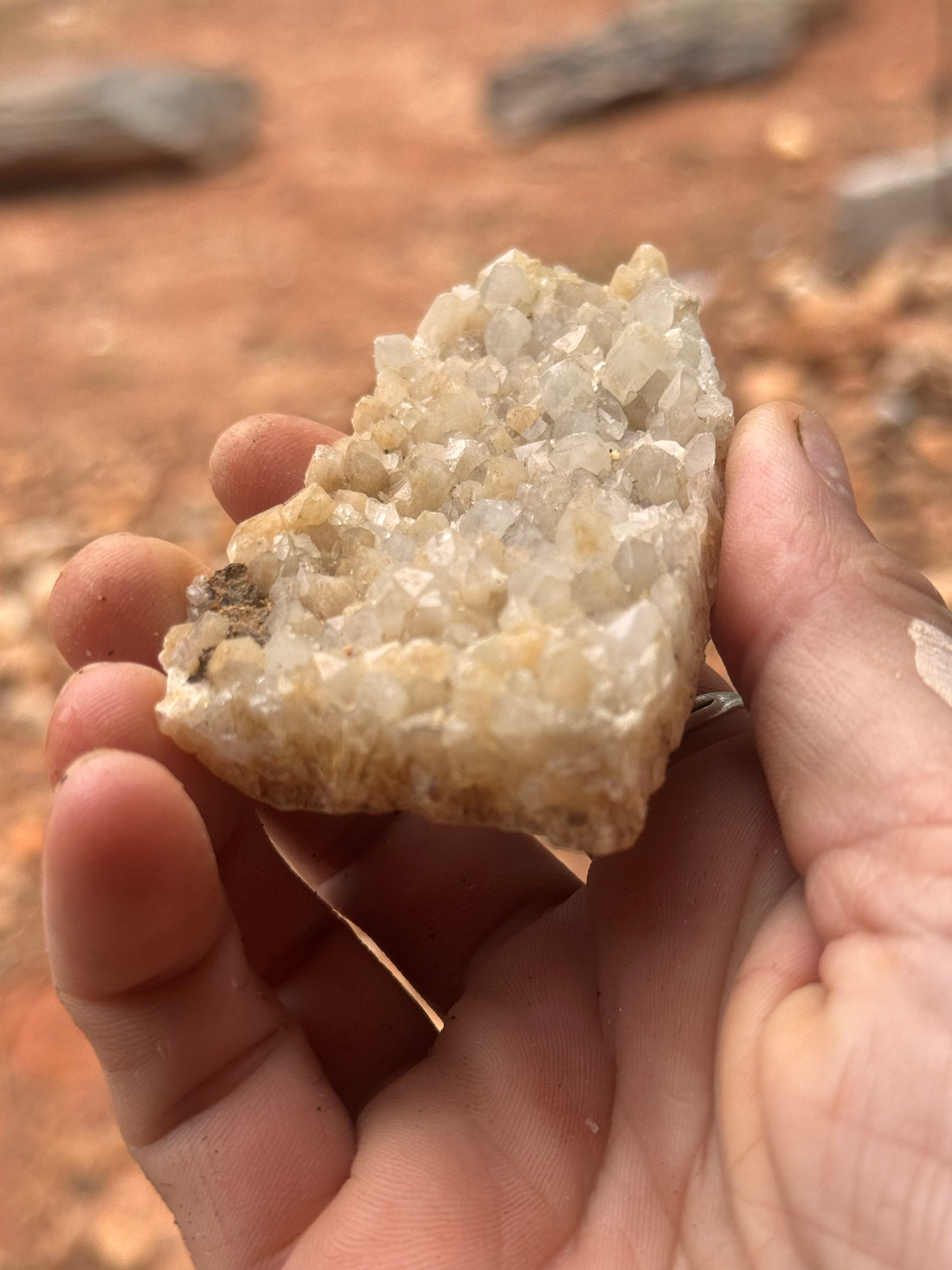 Excellent 0.176 lb Druzy Quartz Crystal Plate – Natural Sparkling Point Cluster